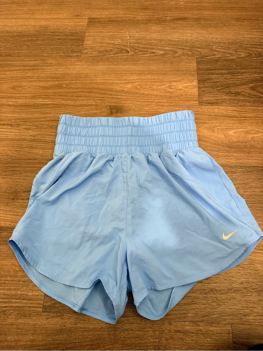 Nike Women’s Light Blue Elastic-Waist Athletic Shorts, Small, Dri-Fit